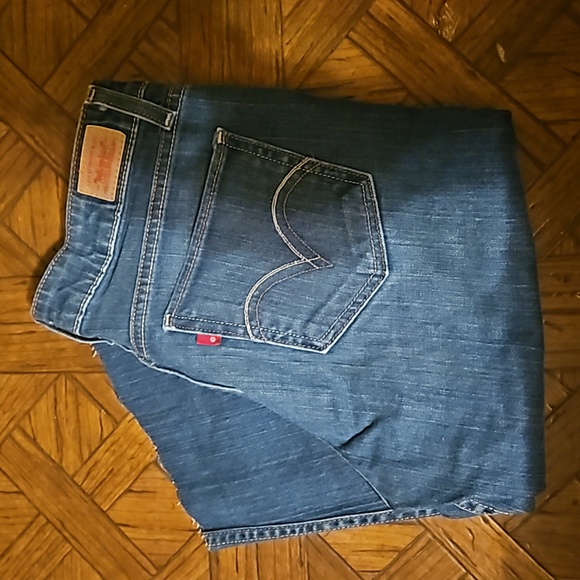 Levi's extra low rise boot cut cropped denims. - Picture 2 of 4